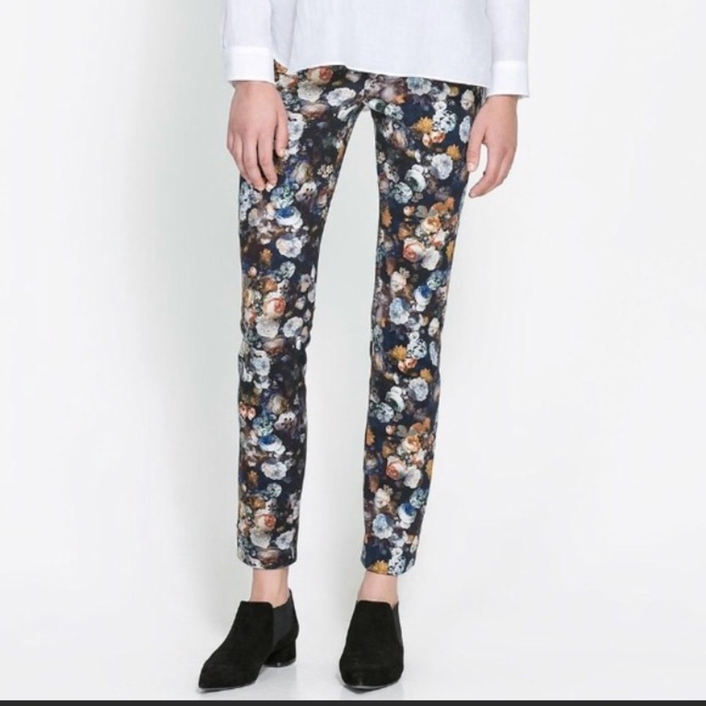 ZARA Navy Blue Floral Printed Trouser Pants